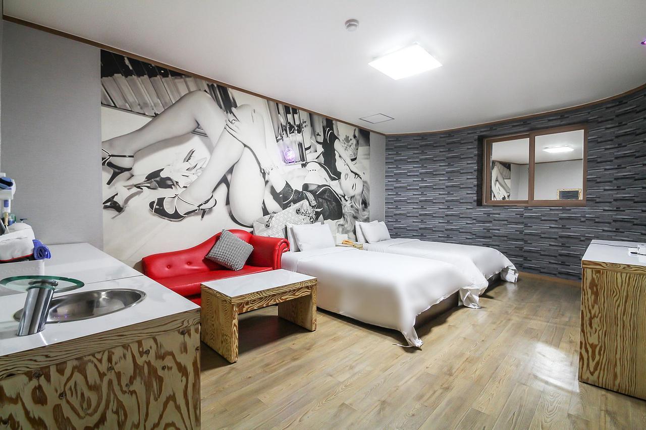 Hotel Lie Geoje Eksteriør bilde