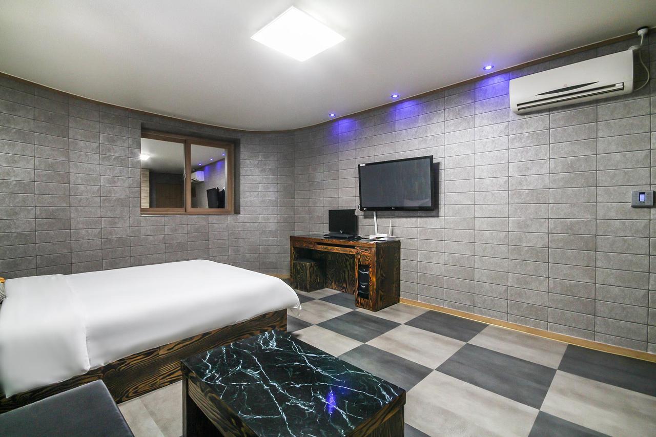 Hotel Lie Geoje Eksteriør bilde