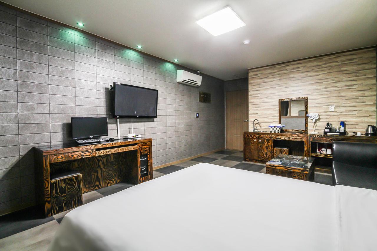 Hotel Lie Geoje Eksteriør bilde
